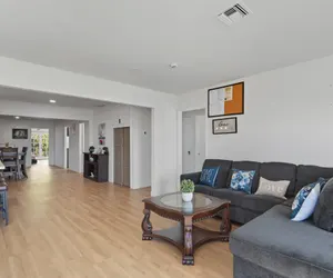 Photo 3 - Cozy Paradise Hills Retreat