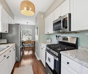 Photo 5 - Howdy Hang Out - Cozy, Cute and Comfortable House!