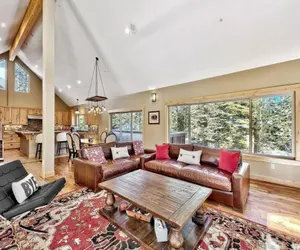 Photo 4 - 539 Wintoon Drive