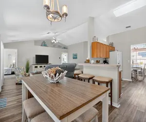 Photo 5 - Spacious 4BR Retreat with Heated Pool & Spa