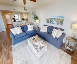 Photo 4 - Mainsail 341