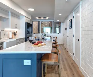 Photo 2 - Ski Captain Molly