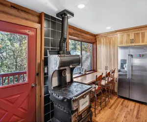 Photo 2 - Minnie Mine Cabin Retreat