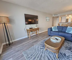 Photo 3 - 507 South Hampton