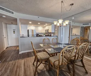 Photo 5 - 507 South Hampton