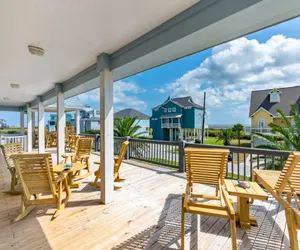 Photo 4 - Happy Hours