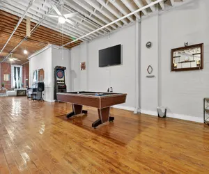 Photo 5 - Huge 'MAN CAVE' 2 mins from Downtown Detroit