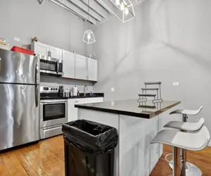 Photo 4 - Huge 'MAN CAVE' 2 mins from Downtown Detroit