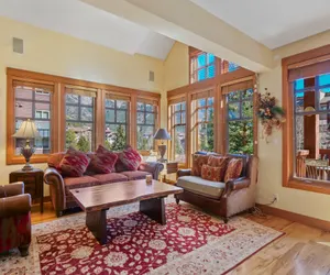 Photo 5 - Union Creek 4 Bedroom Townhome #124A