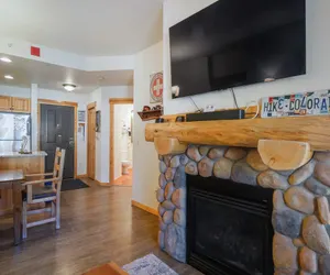 Photo 3 - Tucker Mountain 2 Bedroom Condo #401