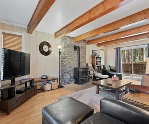 Photo 5 - HCH1075 - Glenwood Getaway