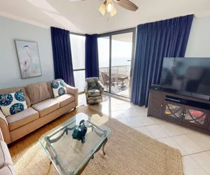 Photo 4 - Mainsail 255