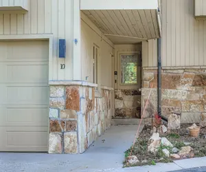 Photo 5 - 3BR Deer Valley Family Retreat | Hot Tub and Fireplace 7560