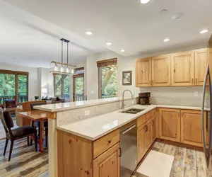 Photo 2 - Premium 2 Bedroom Condo in Arrowhead Village!