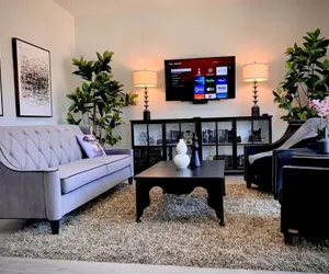 Photo 2 - Parker Strip Vacation Villa