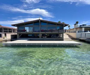 Photo 2 - Moovalya Keys Riverfront! Room for all!