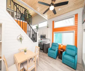 Photo 3 - Dock Holiday, River Views at Roadrunner Resort