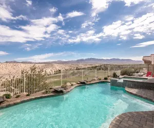 Photo 2 - Picturesque Oasis on the Iron Wolf Country Club and Golf Course