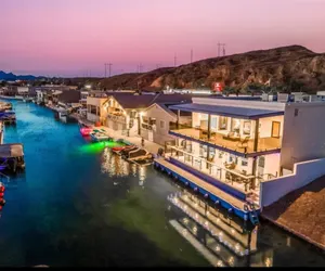 Photo 5 - Chateau Bleu