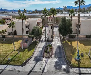 Photo 2 - Sweet Town home on the Island