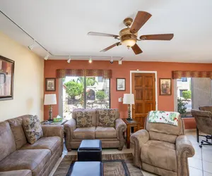 Photo 5 - Sweet Town home on the Island