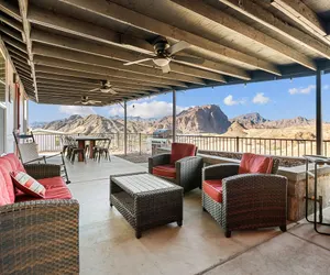 Photo 2 - Bayview Beauty! River access and mountain views!