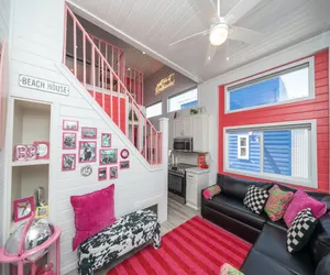 Photo 2 - The Boozy Bungalow at Roadrunner Resort