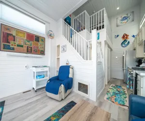 Photo 4 - Tipsy Mermaid, River Views at Roadrunner Resort!