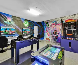 Photo 5 - Championsgate Resort 6 Bedroom Private Pool Home