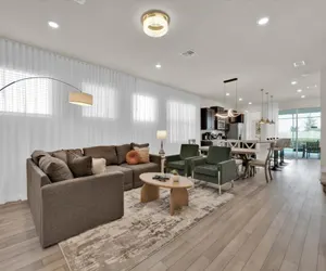 Photo 2 - Windsor Island Resort 5 Bedroom Private Pool Home