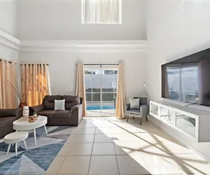 Photo 2 - Disney Area 6 Bedroom Vacation Home with Private Pool