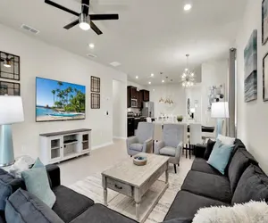 Photo 2 - Windsor Island Resort 7 Bedroom Private Pool Home