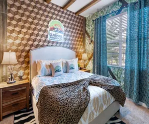 Photo 4 - Storey Lake Resort 6 Bedroom Home Themed Bedrooms