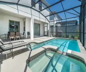 Photo 5 - Storey Lake Resort 6 Bedroom Home Themed Bedrooms