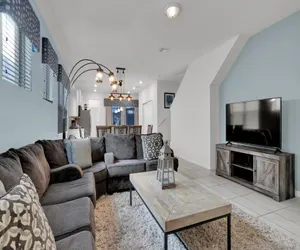 Photo 5 - Solterra Resort 5 bedroom Private Pool/Spa Home