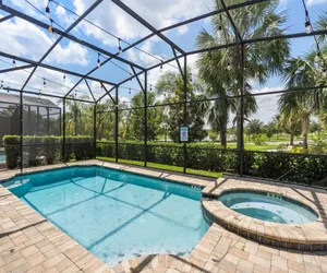 Photo 2 - Solara Resort 9 Bedroom Private Pool + Spa Home