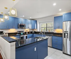 Photo 5 - Enchanted Garden Resort 2 Miles from Disney 4 Bedroom Townhome