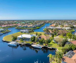 Photo 5 - Punta Gorda 3-Bedroom Canalfront Vacation Home with Dock