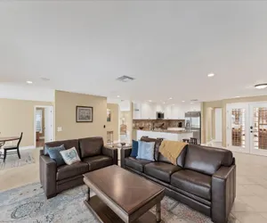 Photo 4 - Punta Gorda Isles 4-Bedroom Private Pool+Spa Home on Canal