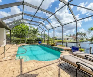 Photo 2 - Punta Gorda Isles 4-Bedroom Private Pool Home on Canal