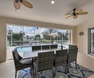 Photo 2 - Punta Gorda 3-Bedroom Canalfront Pool Vacation Home with Dock