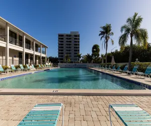 Photo 2 - Anchorage Resort 3rd Floor Two Bedroom Condo with Beach Access