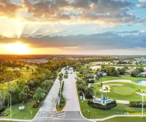 Photo 4 - 27-night min 3 bdrm 2nd  Heritage Landing Social Transfer Included!