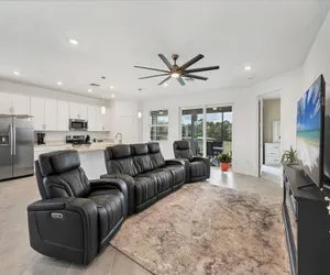 Photo 3 - 27-night min 3 bdrm 2nd  Heritage Landing Social Transfer Included!