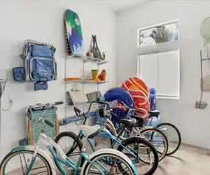 Photo 5 - Punta Gorda 3-Bedroom Canalfront Vacation Home with Dock