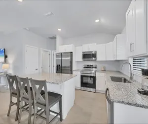 Photo 4 - Punta Gorda 4-Bedroom Private Pool Home on Canal