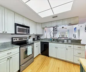 Photo 4 - Myakka River 2/2 Private Waterfront Condo with Loft