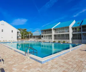 Photo 2 - Myakka River 2/2 Private Waterfront Condo with Loft