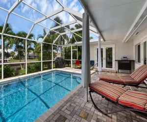 Photo 5 - Punta Gorda Isles 3-Bedroom Private Pool Home on Canal with Dock