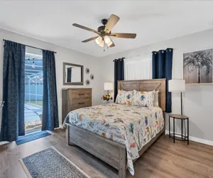 Photo 5 - Port Charlotte 2 Bedroom Private Pool Dog Friendly Home